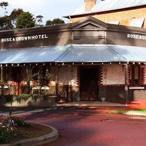 3* Hotel Rose & Crown
